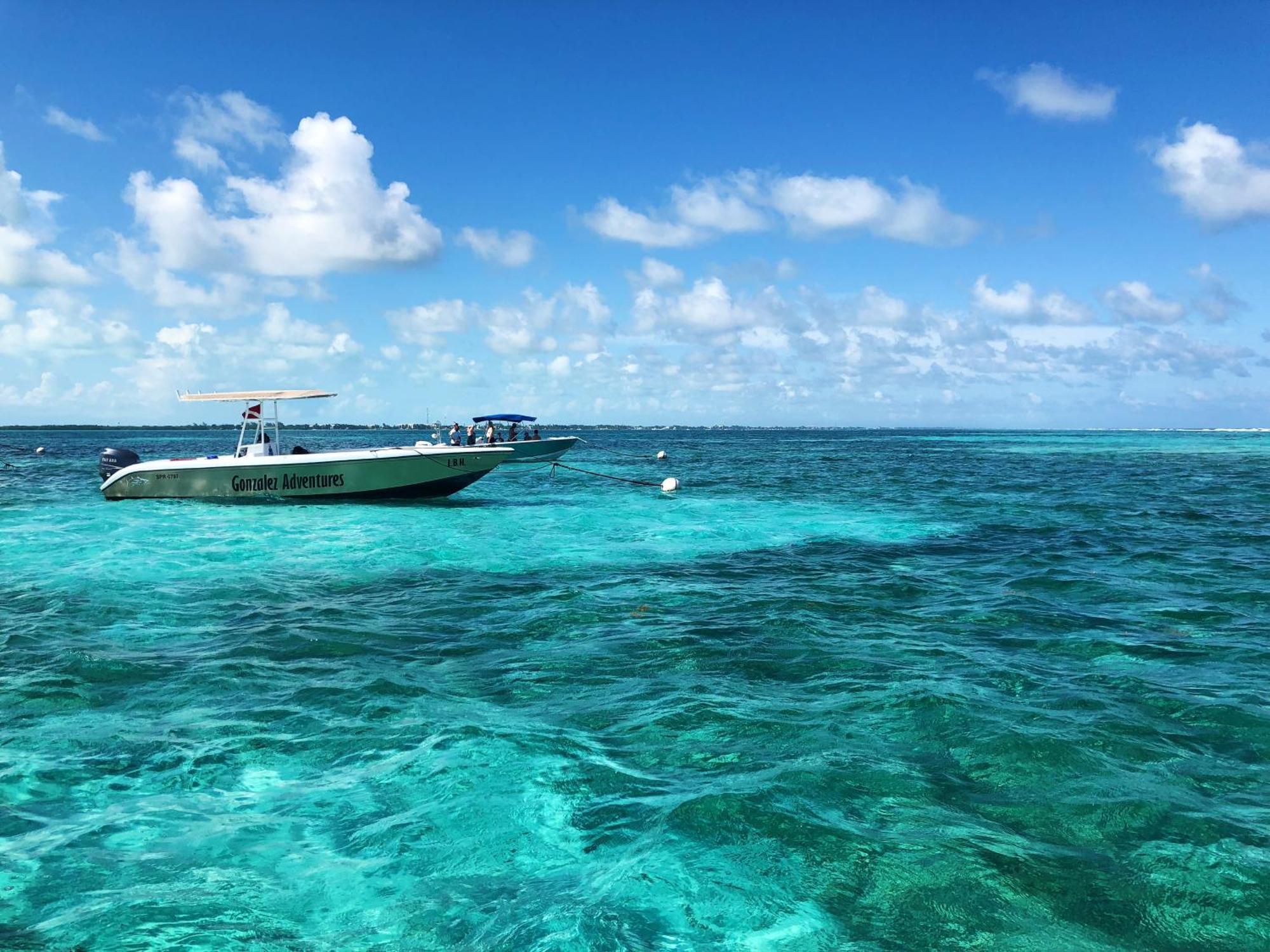 Exquisite Oceanfront Private Estate By Alom San Pedro (Ambergris Caye) Exterior photo