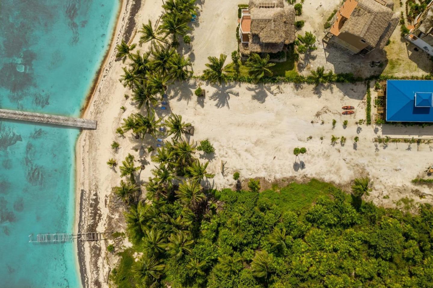 Exquisite Oceanfront Private Estate By Alom San Pedro (Ambergris Caye) Exterior photo