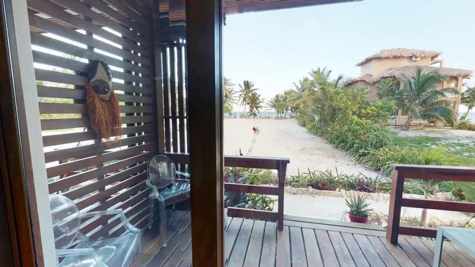 Exquisite Oceanfront Private Estate By Alom San Pedro (Ambergris Caye) Exterior photo