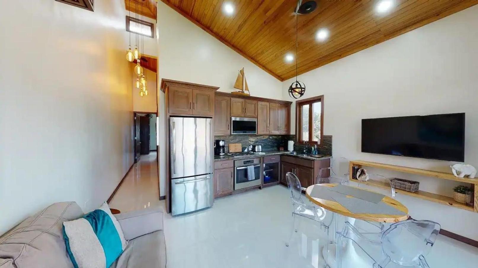 Exquisite Oceanfront Private Estate By Alom San Pedro (Ambergris Caye) Exterior photo